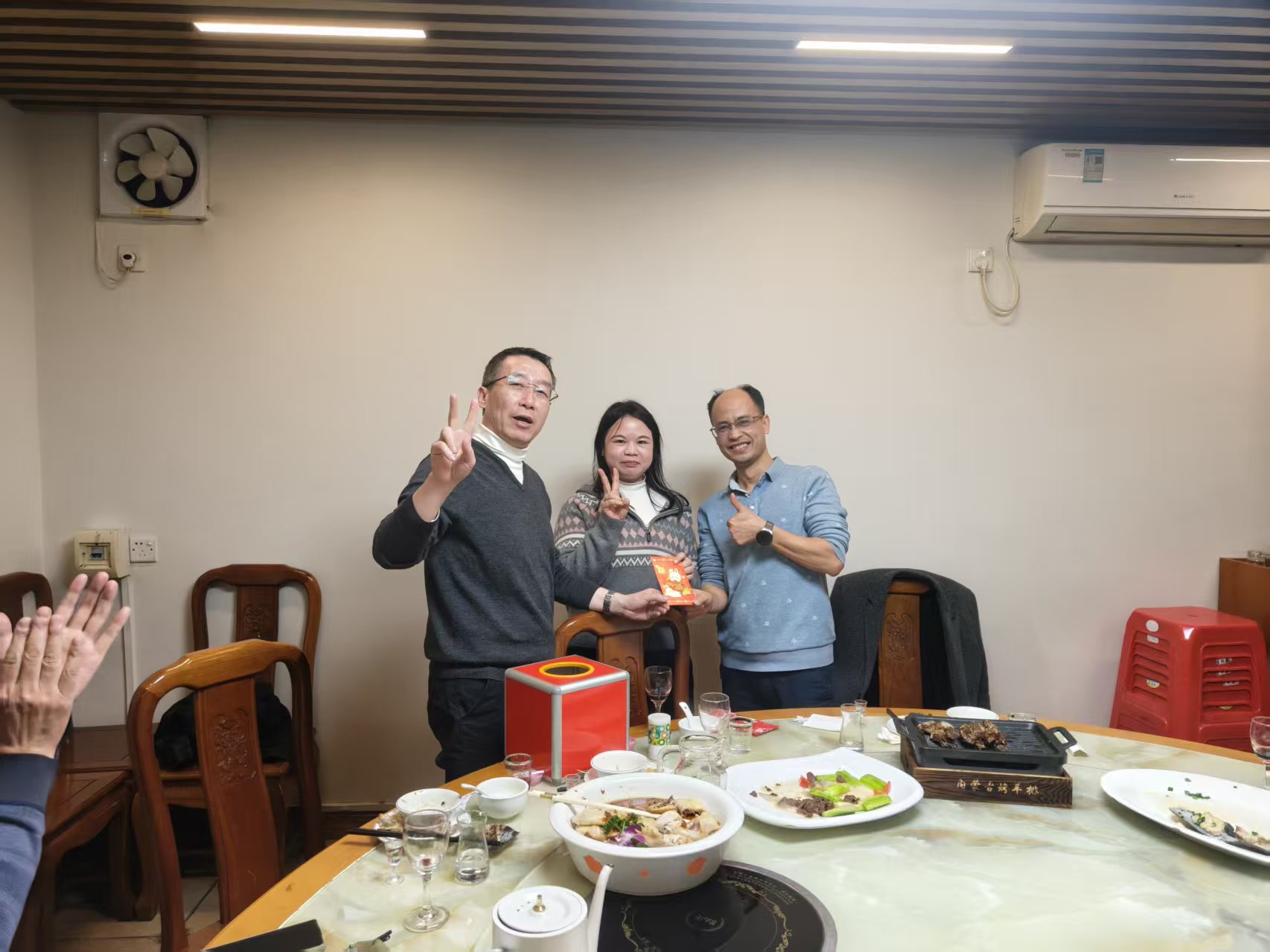 1770088208602755.jpg 0f77af982fbef4a10ff908cb8b06438f.jpg